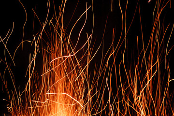 火の粉 sparks