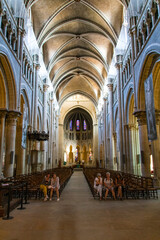 Vue de l'intérieur de la Cathédrale de Lausanne (Canton de Vaud, Suisse)
