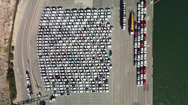 Cars parked perfectly in the shipping yard