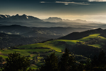 Pieniny- zach&oacute;d słońca.