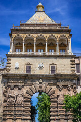 Obraz premium Porta Nuova - New Gate of old city walls in Palermo, capital city of Sicily Island, Italy