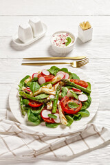 grilled Halloumi cheese, veggies and spinach salad