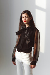 Naklejka premium portrait of a beautiful girl glamorous girl