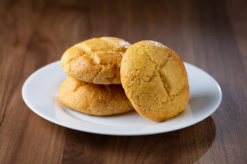 (Broa de Milho) - Traditional Brazilian cookies.