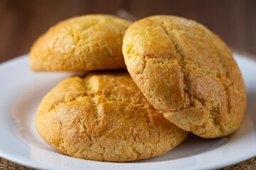 (Broa de Milho) - Traditional Brazilian cookies.