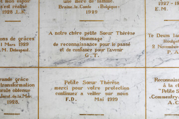 Sanctuaire Louis et ZÃ©lie d'AlenÃ§on, Orne. Ex-voto. - obrazy, fototapety, plakaty