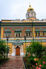 Fototapeta premium Building in Trinity Lavra of St. Sergius in Sergiev Posad, Russia