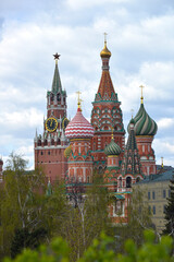 Fototapeta na wymiar View of the Moscow Kremlin and St Basil's Cathedral