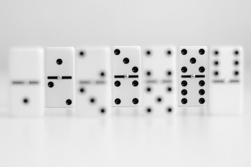 DOMINO