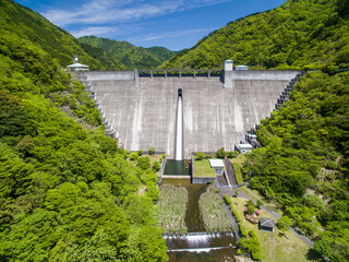 初夏の津川ダム