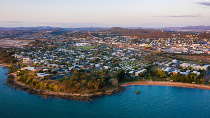 Fototapeta premium Residential area of Barney Point in Gladstone, Queensland