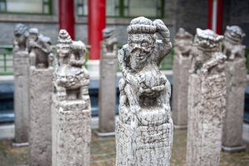 Obraz premium Chinese statues. Unusual sculptures in close-up.