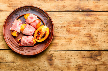 Baked ham with tamarillo