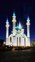 Fototapeta na wymiar mosque in the night Kazan 