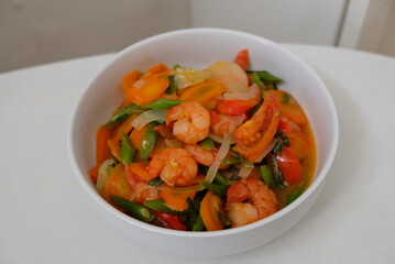 Stir fried vegetable with shrimp.