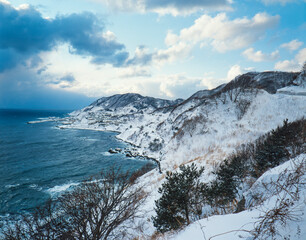津軽海峡と津軽半島の冬景色