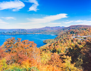 紅葉の十和田湖と発荷峠