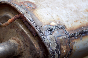 Welding seams on the exhaust system