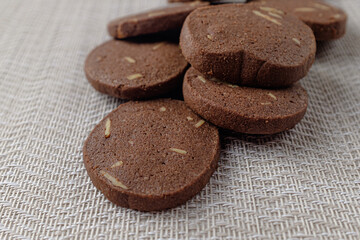 Sweet and savory cookies with thin almonds and cocoa
