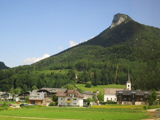 Fototapeta na wymiar Unterburg Mountain from Outside Grodig Austria