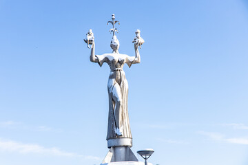 Imperia Statue im Schnee, Winter in Konstanz