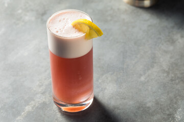 Refreshing Boozy Chicago Fizz Cocktail