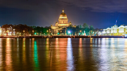 Fototapeta premium view of the cathedral