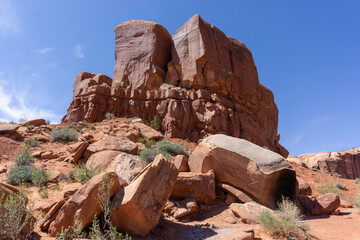 Fototapeta na wymiar Desert sandstone tower in Moab, Utah