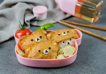 Homemade Japanese cuisine / Animated Cat Shape Inari Sushi / Fun and joy to make and delicious to eat, ideal for light eater as lunch or dinner