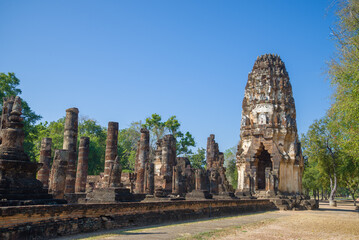 Khmer prang on the ruins of the ancient Buddhist temple Wat Phra Pai Luang. Sukhothai Historical Park, Thailand