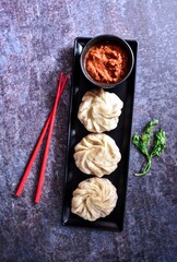 Delicious steamed chicken momos