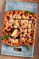 Raspberry crumble bars,