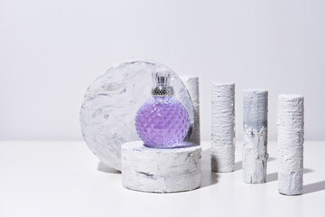 Podium for advertising and packaging presentation perfume