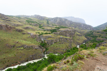 Fototapeta na wymiar Landscape along trekking path to laguna Torre, Patagonia.
