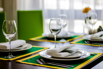 Dinner for four. Sorting option. Green style