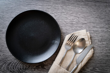 empty plate or dish with knife, fork and spoon - obrazy, fototapety, plakaty