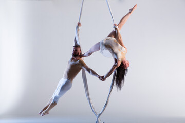 Couple of beautiful aerial gymnasts from Ukraine 