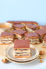 Ungarischer Walnuss- Hefekuchen