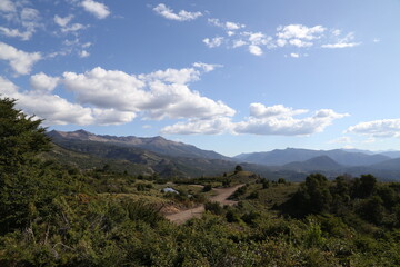 Montañas y camino, Patagonia. 