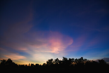 Fototapeta na wymiar Beautiful cloudy sky at sunset