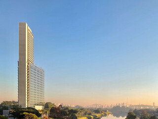 Obraz premium Sao Paulo city skyline and Pinheiros River