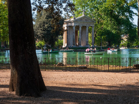 Roma, Villa Borghese, immagine di uno dei punti famosi di un parco storico, ricco di meraviglie