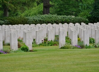 Gräber auf dem britischen Teil des Ohlsdorfer Friedhofs