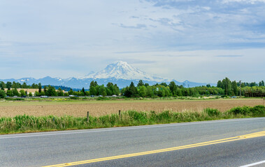 Road Fiedl And Peak 3