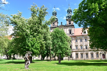 Opactwo Cystersów w Lubiążu – cysterski zespół klasztorny w Lubiążu, jeden z największych...