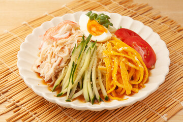 ゴマだれ冷やし中華