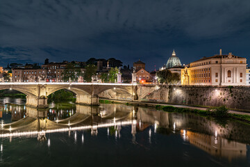 vittorio emanuele II bridge rome italy with view of vatican cupola