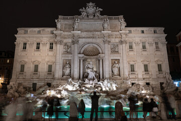Fototapeta na wymiar trevi fountain rome bernini italy