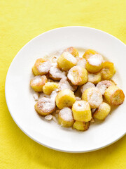 Deep fried sliced bananas