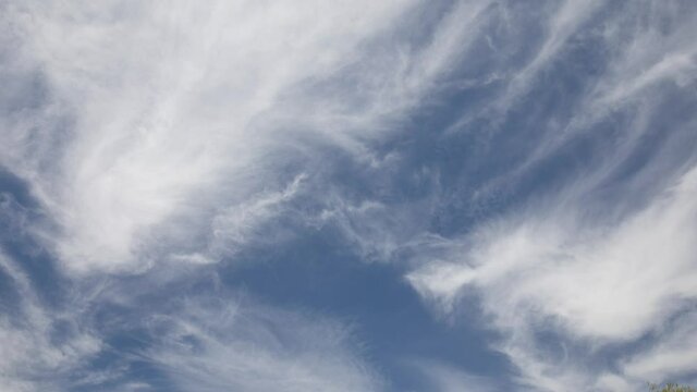 cirrus clouds lapse